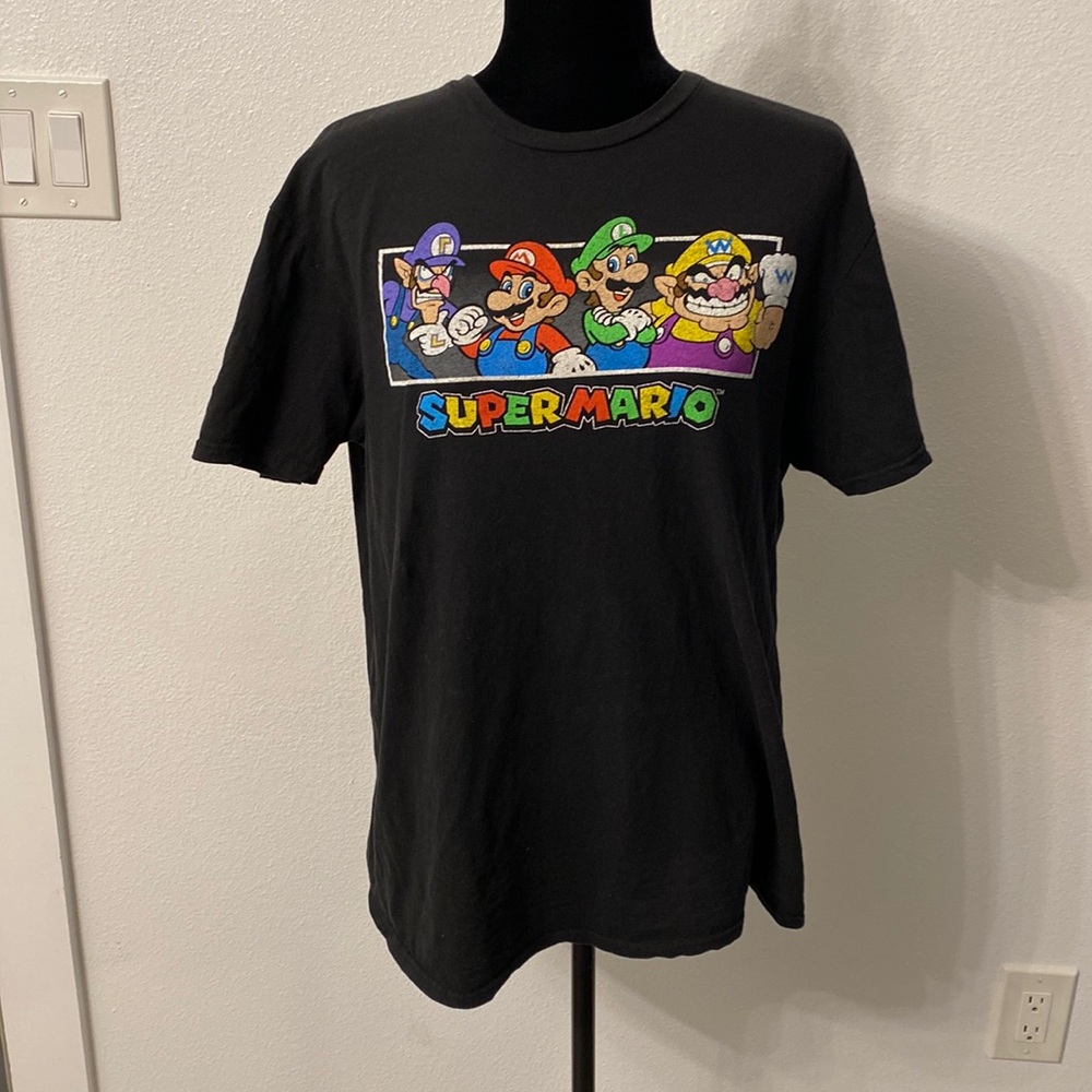 Faded Black Super Mario Tee Size Large (tiny bleach spot) 2021 Nintendo